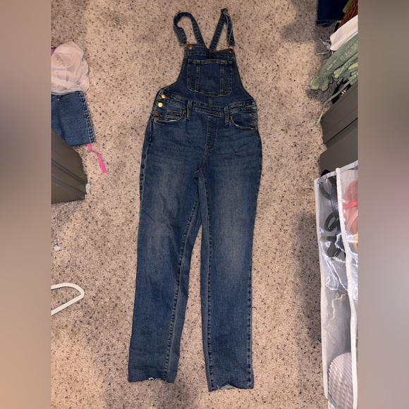 universal thread overalls - Picture 2 of 3